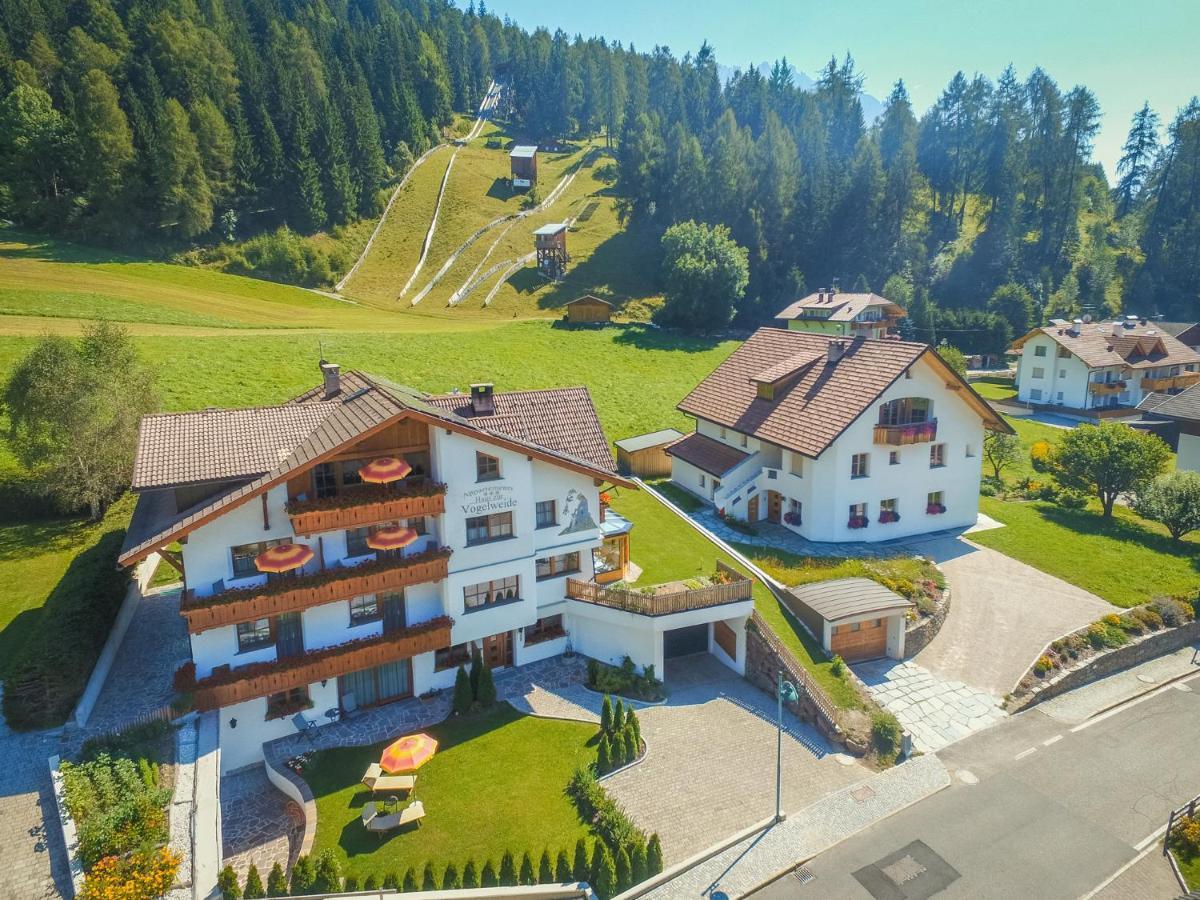 Apartamento Haus Zur Vogelweide App 1 Dobbiaco Exterior foto