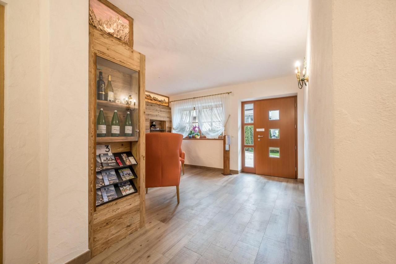 Apartamento Haus Zur Vogelweide App 1 Dobbiaco Exterior foto