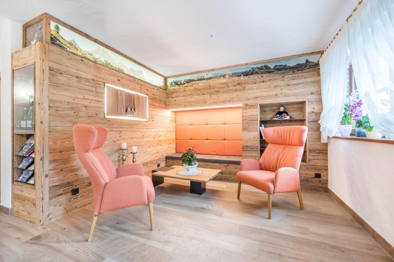 Apartamento Haus Zur Vogelweide App 1 Dobbiaco Exterior foto